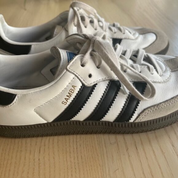 Adidas Samba size 7 - Picture 2 of 3